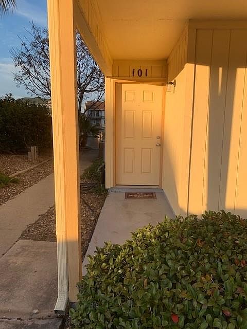 1st image of 13914 Mingo Cay Ct APT 102