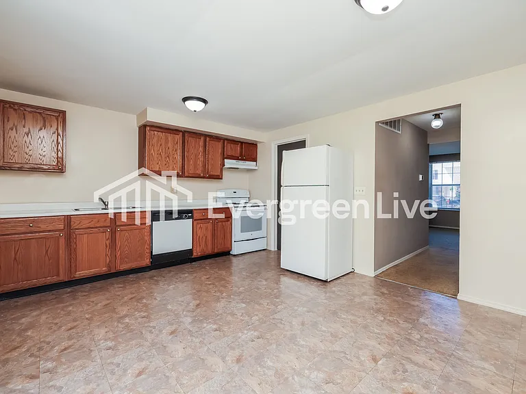 8307 Mount Carmel St — Photo 7