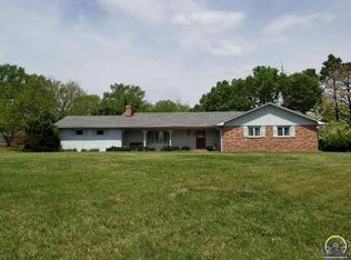 2002 Huntington Rd, Emporia, KS 66801