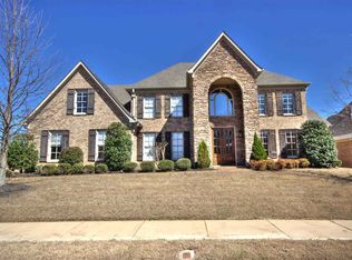 832 Shadow Walk Ln, Collierville, TN 38017