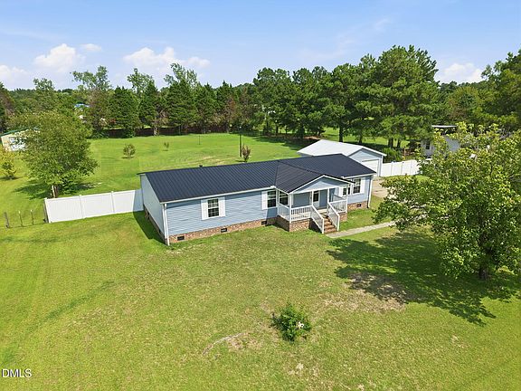 3rd image of 313 Wright Rd