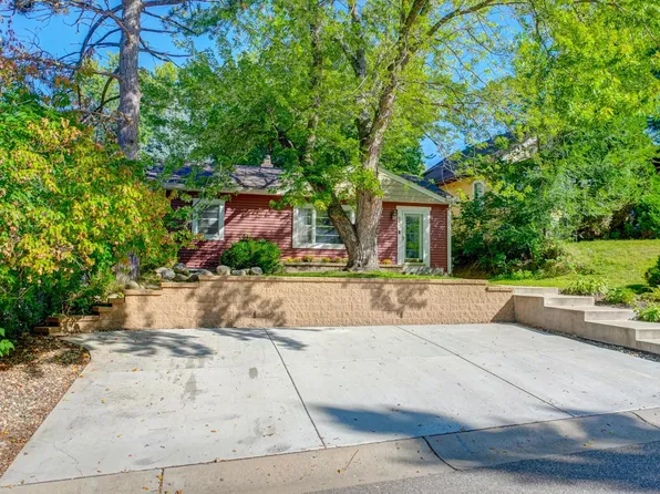 83 Dahlia St, Saint Paul, MN 55115