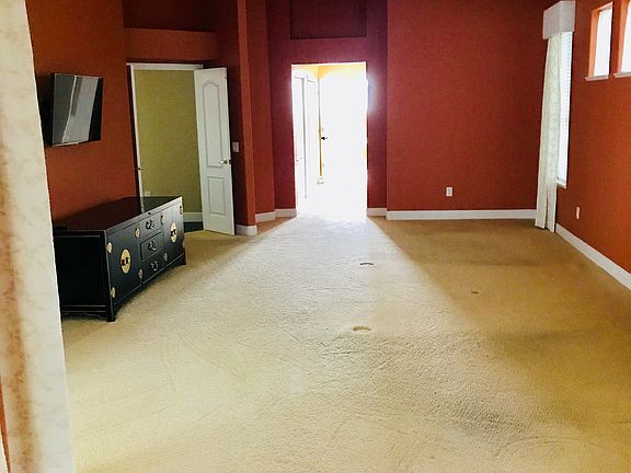 Master suite
