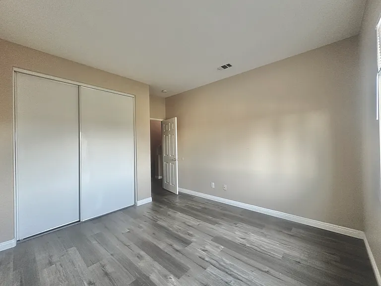 31731 Whitedove Ln — Photo 16