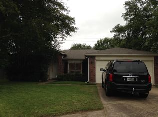 1702 Oak Valley Dr, Kemah, TX 77565