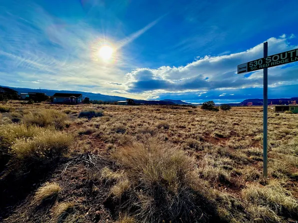 S Cougar Ridge Rd, Torrey, UT 84775