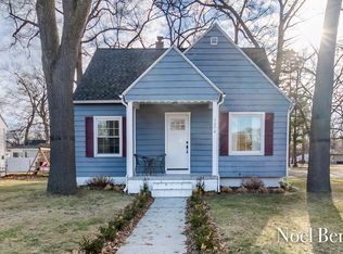 3474 McCracken St, Norton Shores, MI