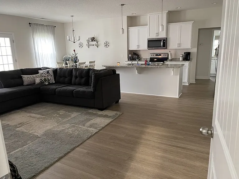 16 Forman Way SE — Photo 2