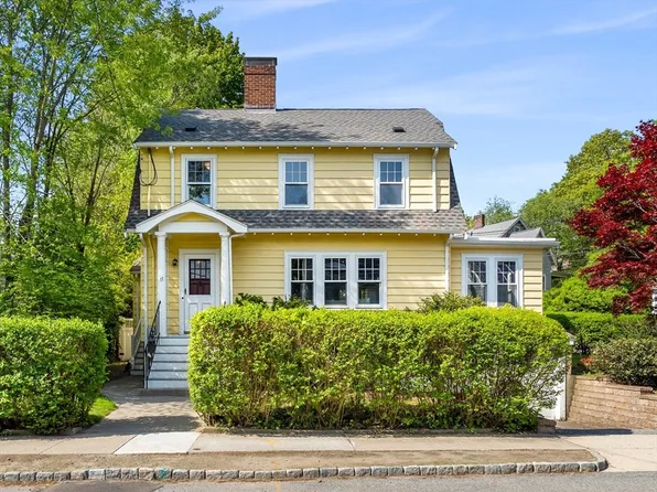 11 Hawthorne Ave, Arlington, MA 02476