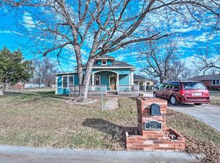 206 N M Ave, El Reno, OK 73036