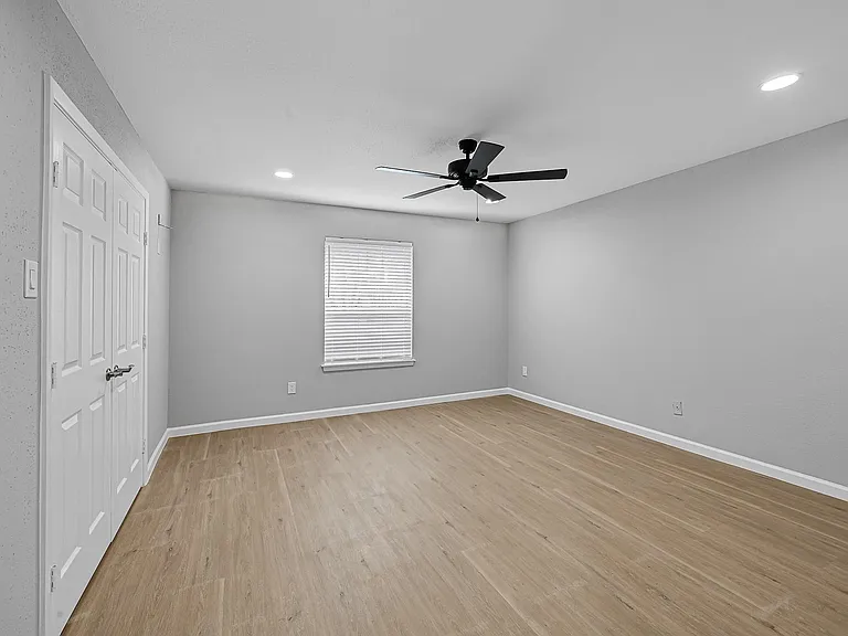 7555 Katy Fwy #146 — Photo 10