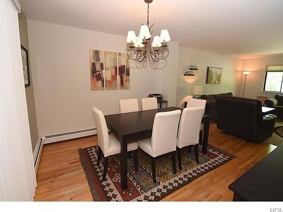 5th image of 2 Lark Ln