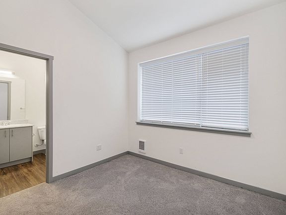 3 Bedroom Vaulted Ceilings