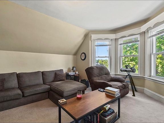 3rd image of 51 Colantha Ave #2