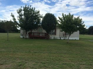 100 Lancelot Ln, Maxwell, TX 78656