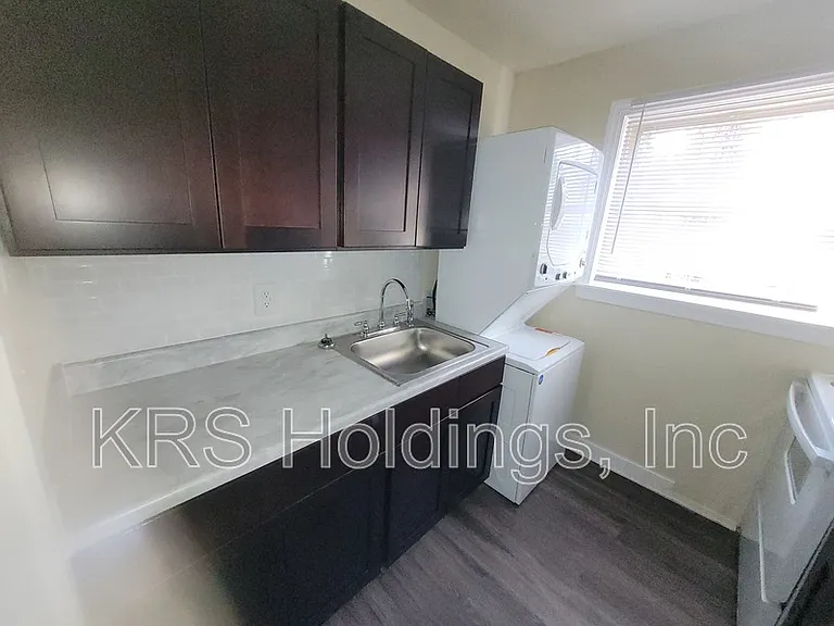 1517 Halifax St #10 — Photo 13