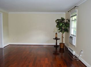 1 Montford Ct, Silver Spring, MD 20905