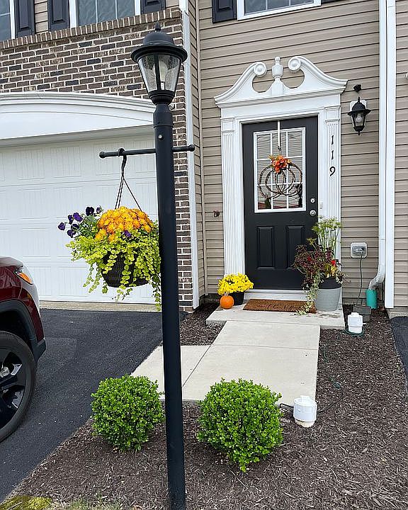 1st image of 119 Shaley Dr
