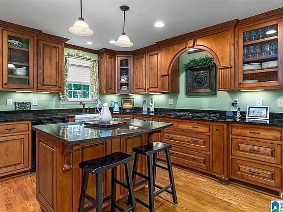 5th image of 3433 Coody Rd