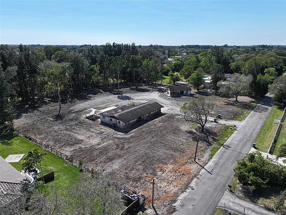 5th image of 17330 SW 58 Street