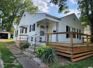 817 Maple St, Mount Vernon, IL 62864