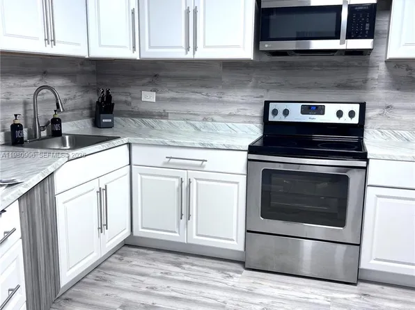 1670 NE 191st St APT 403-3, Miami, FL 33179