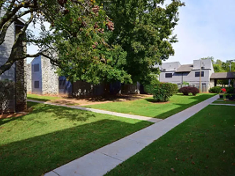 1304 Wylie Rd — Photo 17