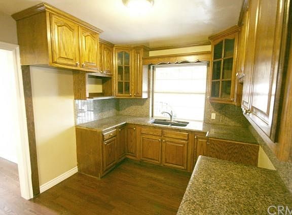 3rd image of 10965 S Budlong Ave