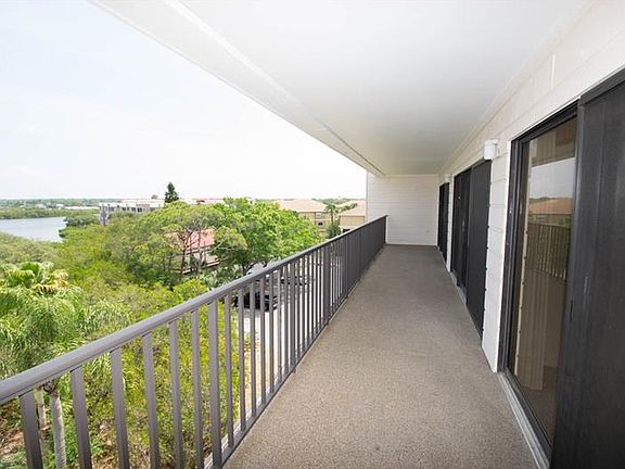 4th image of 2700 Bayshore Blvd APT 11404