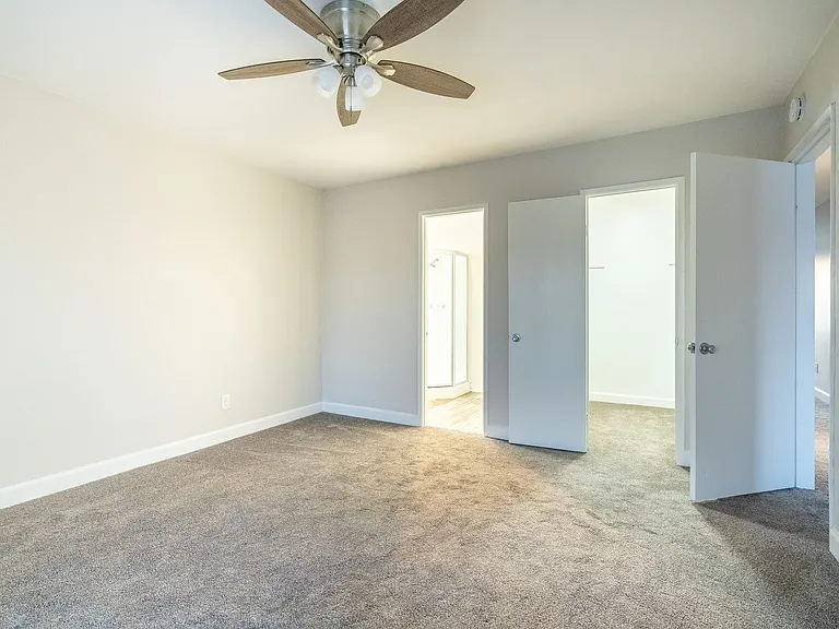 Greentree Apartments — Photo 68