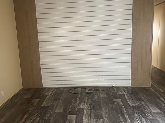 3rd image of 108 Inlet Way