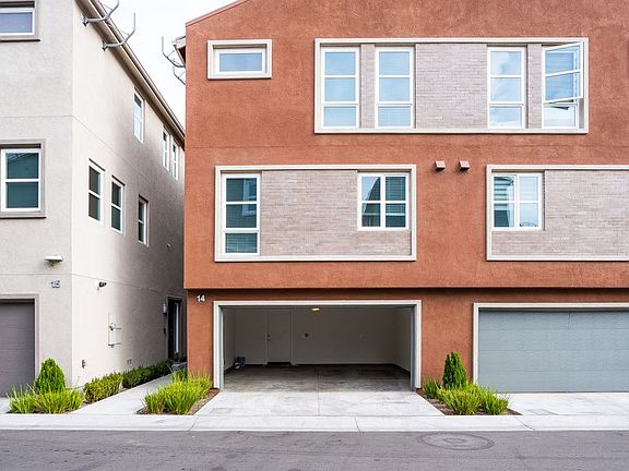 2nd image of 2700 E Chaucer St #14