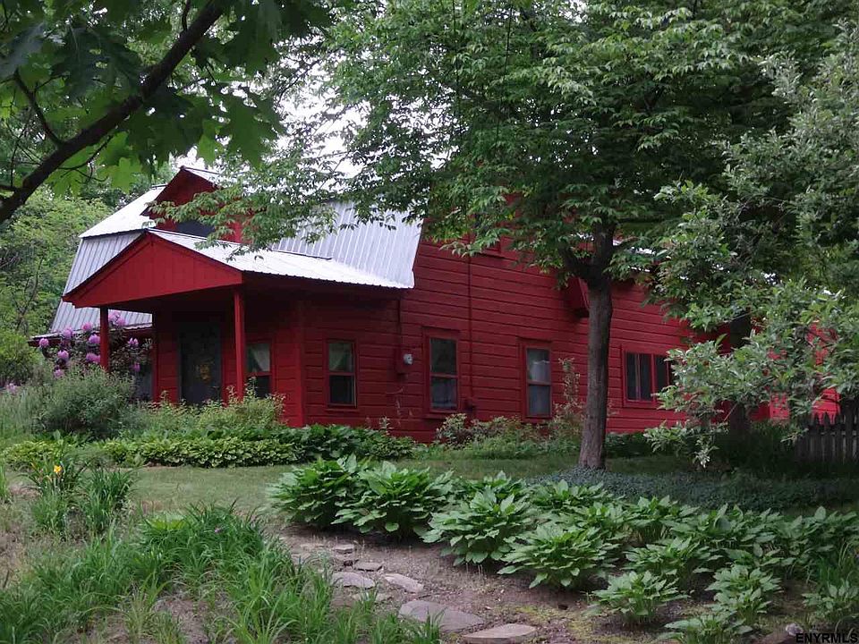 1st image of 118 Eastside Dr