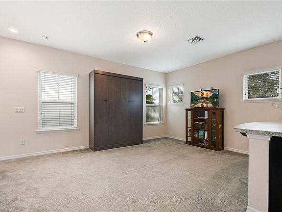 5th image of 8205 Laureate Blvd