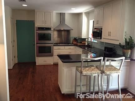 5th image of 5839 Charlestown Dr