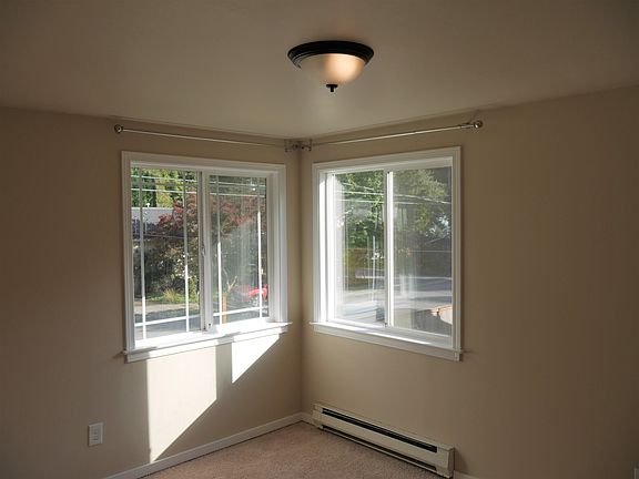 4th image of 79 6th Ave SE