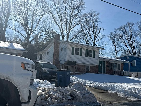 3rd image of 5014 Macon Rd