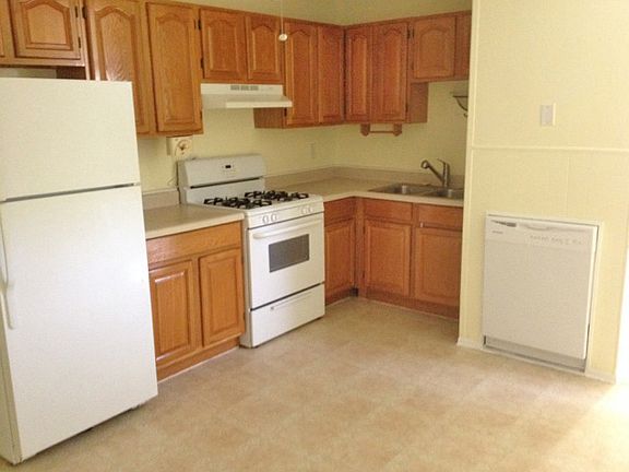 3rd image of 1248 Hot Springs Ct