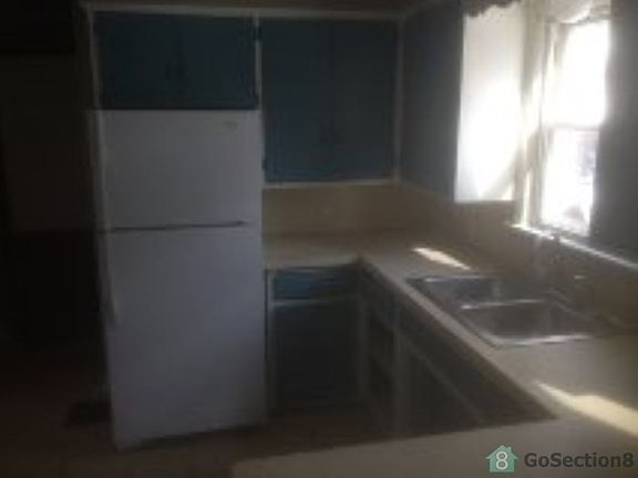 3rd image of 430 Howard St SE