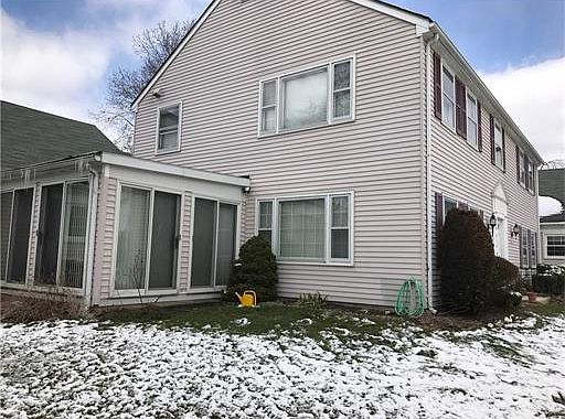 2nd image of 213B Mayflower Way