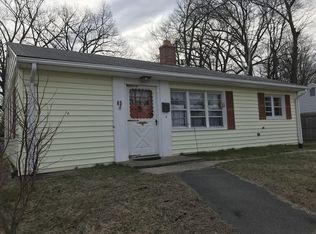 47 Greenleaf St, Chicopee, MA 01013