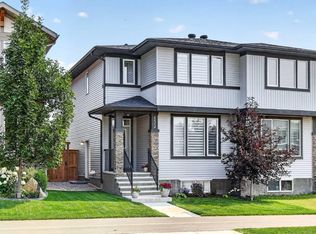 132 Creekside Dr SW, Calgary, AB T2X4A8