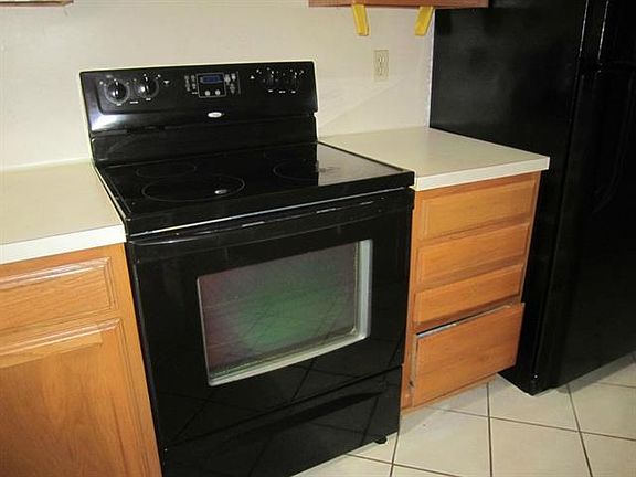 5th image of 9911 Plainfield Dr