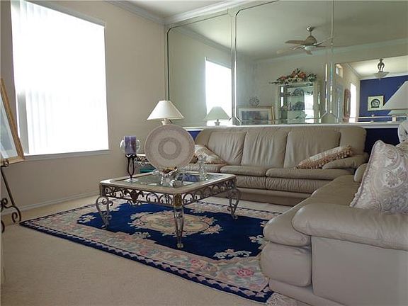 5th image of 4125 Carrington Dr
