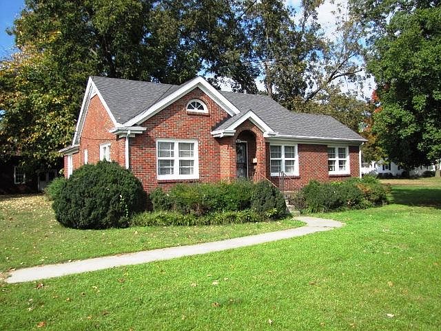 1st image of 717 Kingwood Dr