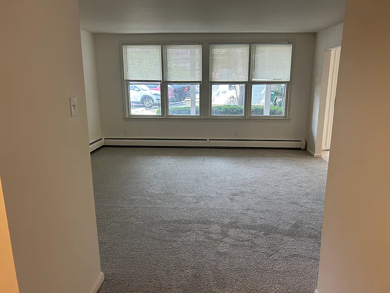 923 Washington St #104 — Photo 3