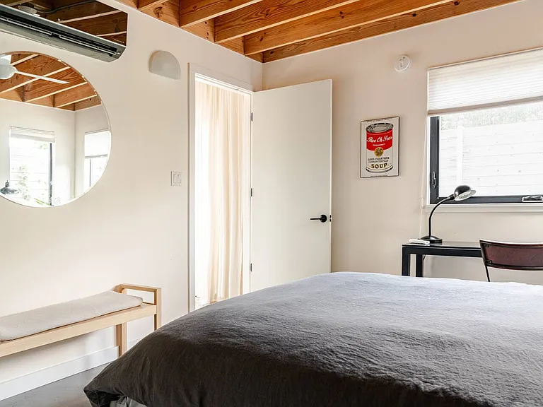 1404 McKinley Ave — Photo 15