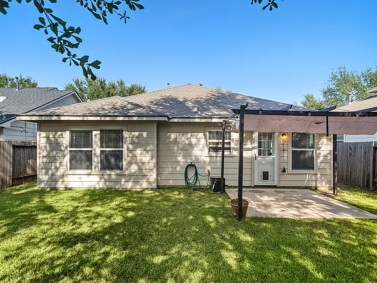 11411 Edmond Thorpe Ln — Photo 19