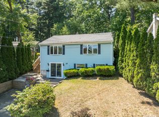 25 Wheeler Dr, Enfield, CT 06082