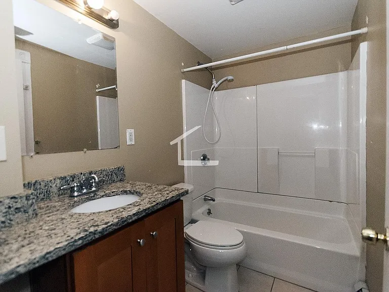 10 Hakell St #1 — Photo 11